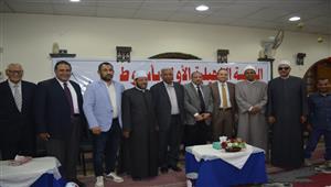 صور.. نائب رئيس جامعة الأزهر يهنئ الأقباط بعيد القيامة