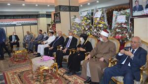 صور.. محافظ القليوبية يهنئ الأقباط بمناسبة عيد القيامة