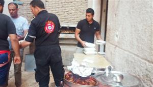 إعداد 260 وجبة يوميًا.. شباب الخير يشاركون في إعداد موائد الرحمن بطور سيناء (صور)