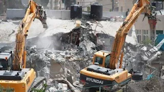  قوات الاحتلال تقوم بعملية تجريف بين بلدتين جنوبي لبنان