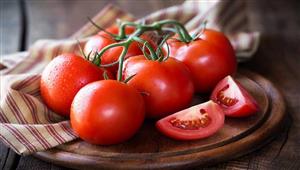 على الرغم من فوائدها المتعددة- خبيرة تغذية تحذر من أضرار الطماطم