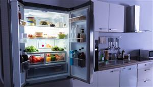 أطعمة لا ينصح بتخزينها في باب الثلاجة