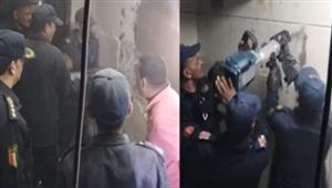  الحماية المدنية تنقذ أسرة احتجزت داخل أسانسير في أسيوط