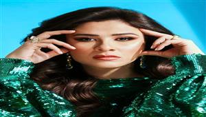 بـ"الإسدال".. ياسمين عبد العزيز تهنئ الجمهور بعيد الأضحى (صورة)