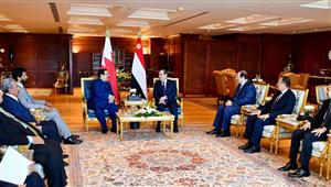 السيسي لملك البحرين: حريصون على استمرار تعزيز التعاون الثنائي