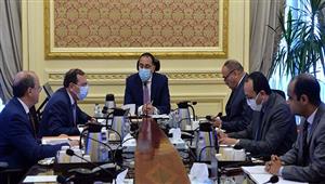 مدبولي: طرح فرص ومشروعات استثمارية بقطاع البتروكيماويات للقطاع الخاص