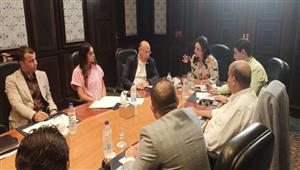 نائب وزير السياحة تعقد اجتماعاً بشرم الشيخ لمتابعة استعدادات المنشآت الفندقية لمؤتمر المناخ