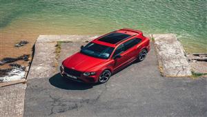 بالصور.. بنتلي تعلن عن إطلاق أيقونتها Bentayga S في منطقة الشرق الأوسط 