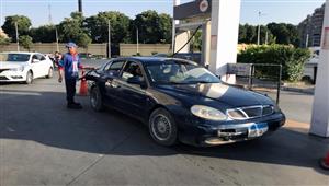 زيادة البنزين| بين "التاكسي" و"الميكروباص".. السائقون في حيرة: "مش عايزين ندفع الزيادة من جيبنا"