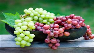 العنب الأحمر أم الأخضر- أيهما أفضل لمريض السكري؟