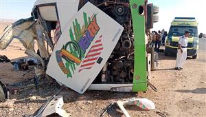 أتوبيس ركاب اصطدم بسيارة نقل.. أسماء ضحايا حادث أبو سمبل- صور