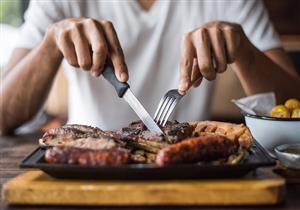 7 علامات تكشف فشل الأمعاء في هضم اللحوم