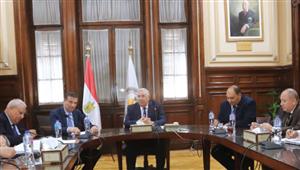 البنك الزراعي يبحث الاستعداد لموسم زراعة القمح القادم