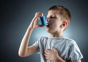 حساسية الصدر عند الأطفال- طبيب يؤكد: هذه الأدوية تقي من نوباتها
