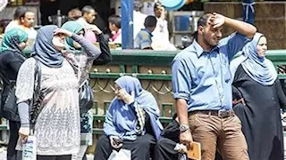شديد الحرارة وارتفاع الأمواج.. الأرصاد تعلن تفاصيل طقس الجمعة