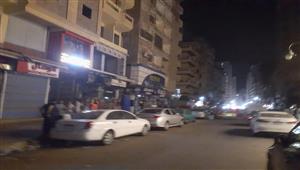  إغلاق 9 محلات ومنشآت في الإسكندرية لمخالفتها المواعيد الصيفية- صور