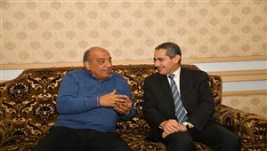 بالصور- محافظ الغربية يستقبل وزير قطاع الأعمال العام داخل شركة غزل المحلة