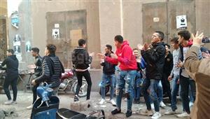 فرحة أصدقاء الطفل يوسف "ضحية الآيفون" في المحلة بعد الحكم على المتهمين - صور