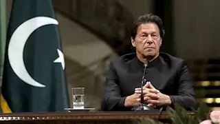  محكمة باكستانية ترجئ إصدار حكم ضد عمران خان