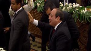 بالهتافات والزغاريد.. استقبال حافل للرئيس السيسي لدى حضوره قداس ميلاد المسيح 