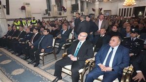 فيديو وصور.. محافظ بني سويف يشهد قداس عيد الميلاد