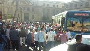 أتوبيس يدهس 3 أشخاص بجوار مسرح البالون