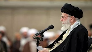 الحكومة الإيرانية: ندعم قواتنا المسلحة وجميعنا خلف قرارات خامنئي