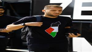 بتيشرتات خاصة.. لاعبو زد يدعمون الشعب الفلسطيني 