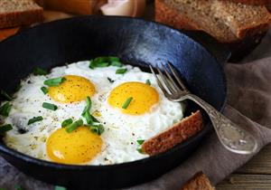 ماذا يحدث لجسمك عند تناول 3 بيضات يوميًا؟