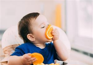 متى يتناول الرضيع البرتقال؟