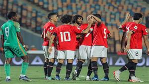 جماهير سيراليون تقتحم ملعب مباراة منتخب مصر (صورة)