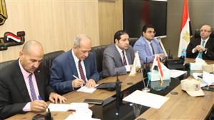 من مركز السيطرة.. محافظ بني سويف يتابع أعمال الانتخابات الرئاسية في يومها الأخير