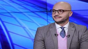 "بدل ما بتحلل كرة بتحلل الفلوس".. أمير هشام يفتح النار على محلل الأهلي واتحاد جدة