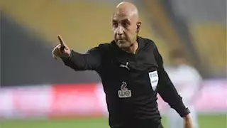 "صعبة أوي يا ميدو".. الكشف عن التفريغ الصوتي الخاص باحتساب ركلة جزاء للزمالك (فيديو)