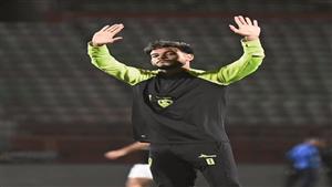 أول رد فعل لنبيل دونجا بعد قرار استبعاده من قائمة المنتخب النهائية (صورة) 