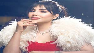 لجين عمران بإطلالة شبابية في أحدث ظهور- سر اختيار اللوك