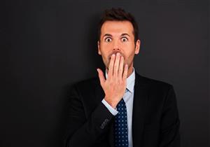 من لثتك- كيف يعرف طبيب الأسنان أنك مدخن؟