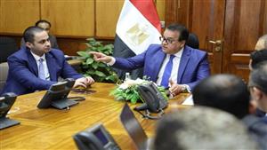 وزير الصحة يتابع انتظام العمل بالمنظومة الإلكترونية للمشروعات والمبادرات الصحية