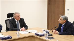 مشروعات طاقة متجددة وهيدروجين الأخضر.. تفاصيل لقاء وزير الكهرباء وفدًا ألمانيًّا رفيع المستوى