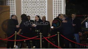 21 صورة لنجوم الفن في عزاء والد سامح عبدالعزيز