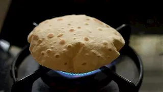  6 مخاطر عند الإفراط في تناول الخبز البايت 