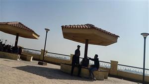 بعد تحسن الطقس.. أهالي بالسويس يستمتعون بالإجازة على الكورنيش- صور