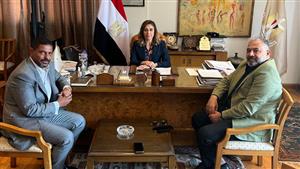 وزيرة الثقافة تجتمع برئيس الأوبرا والمدير الجديد لمهرجان الموسيقى العربية