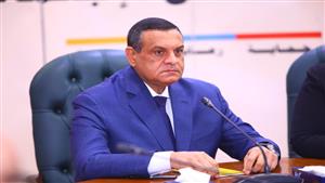 التنمية المحلية: توزيع الهدايا وكعك العيد والحلوى على المواطنين بالمحافظات