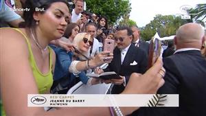 استقبال أسطوري لـ جوني ديب في أول ظهور بعد قضية التشهير بحفل افتتاح كان السينمائي