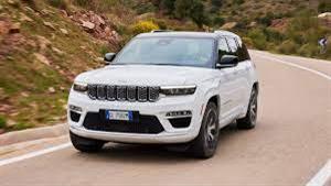 جيب تكشف عن أيقونتها Grand Cherokee الجديدة