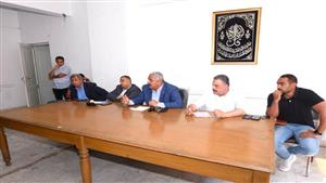 رئيس مصايف الإسكندرية لمستأجري الشواطئ: "نبدأ عهد جديد وهدفنا موسم ناجح" (صور) 