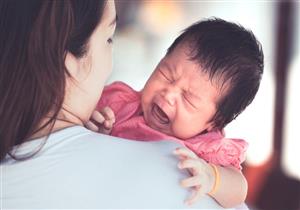 المغص بعد الرضاعة- 3 أعشاب لعلاج طفلِك منه