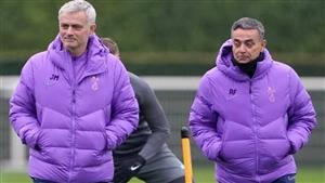 مورينهو يتابع حساب نادي فيوتشر عبر إنستجرام.. ويعلق بهذا الأمر 