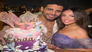 نرمين الفقي جريئة وجوري بكر بدون مكياج.. 10 لقطات لنجوم الفن خلال 24 ساعة